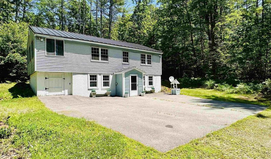 418 N Ashland Rd, Ashland, NH 03217 - 2 Beds, 3 Bath