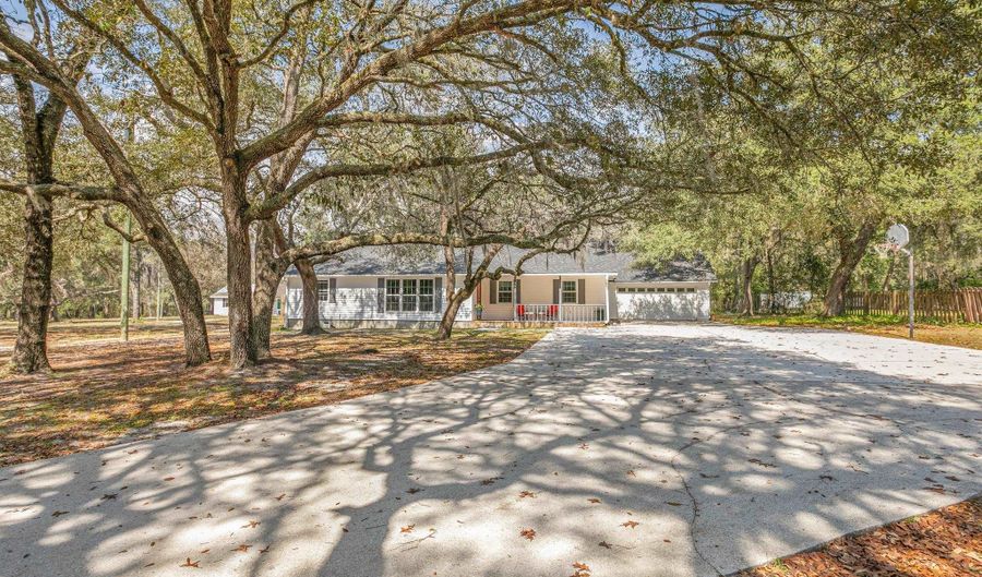 3880 W State Rd 16, Green Cove Springs, FL 32043 - 5 Beds, 4 Bath
