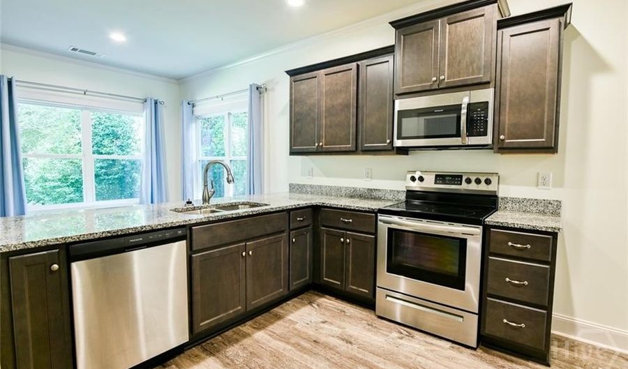560 Rosa Nell Howard St, Athens, GA 30601 - 4 Beds, 4 Bath