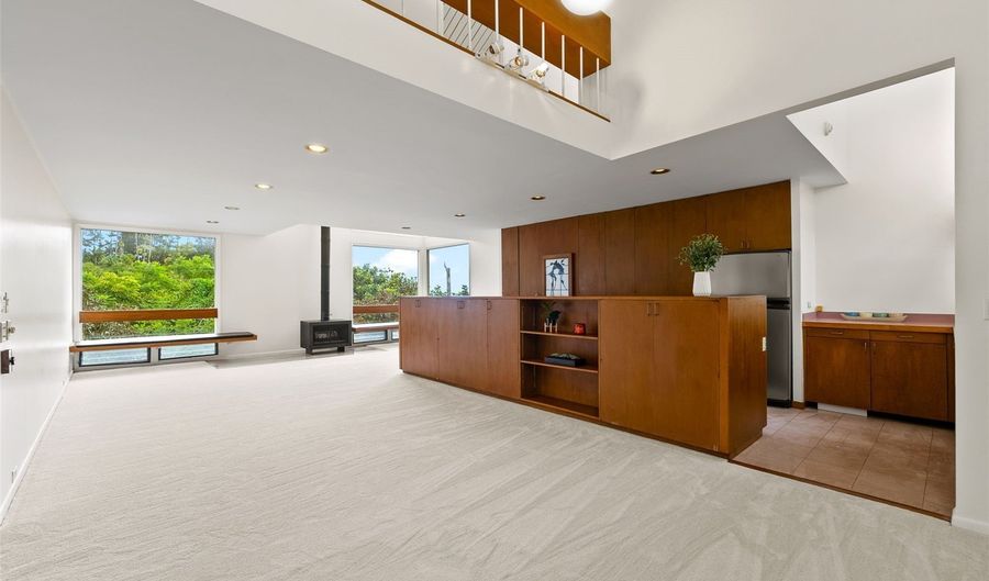 156 Forest Ridge Way, Honolulu, HI 96822 - 4 Beds, 3 Bath