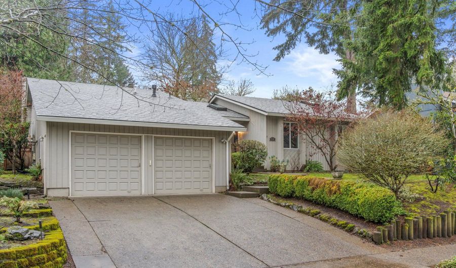 9500 SW CARRIAGE Way, Beaverton, OR 97008 - 4 Beds, 2 Bath