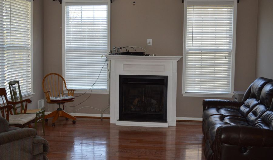 10 Fenwick Ln, Barnegat, NJ 08005 - 2 Beds, 2 Bath