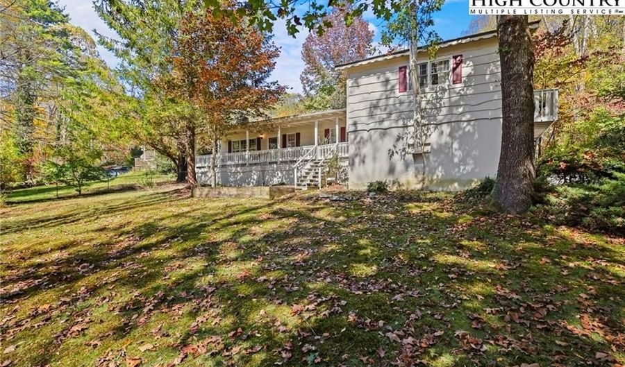455 Boulder Gardens Rd, Banner Elk, NC 28604 - 3 Beds, 2 Bath