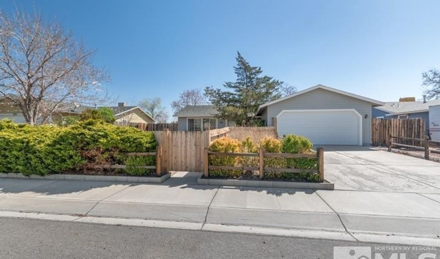324 Occidental Dr, Dayton, NV 89403 - 3 Beds, 2 Bath