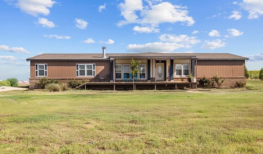 9665 NW County Rd 3601, Andrews, TX 79714 - 4 Beds, 3 Bath