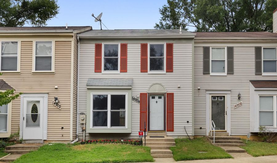 14904 LONDON Ln, Bowie, MD 20715 - 2 Beds, 2 Bath