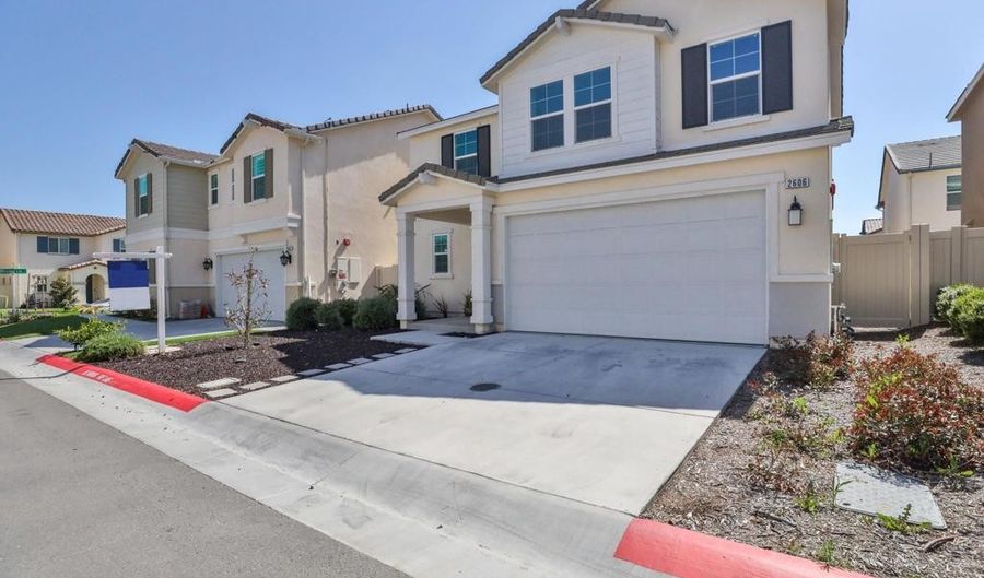 2606 Hubert Dr, Spring Valley, CA 91978 - 4 Beds, 3 Bath