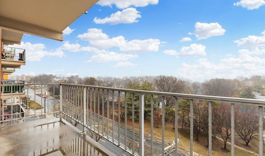 4520 KING St 601, Alexandria, VA 22302 - 1 Beds, 1 Bath