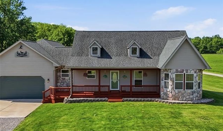 7271 Ray Rd, Argentine, MI 48473 - 3 Beds, 2 Bath
