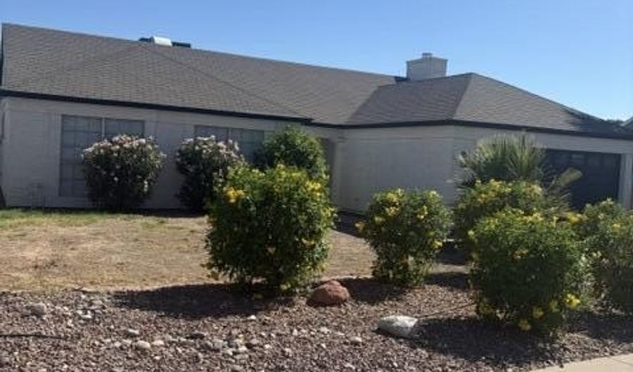 3587 W BOSTON St, Chandler, AZ 85226 - 3 Beds, 2 Bath