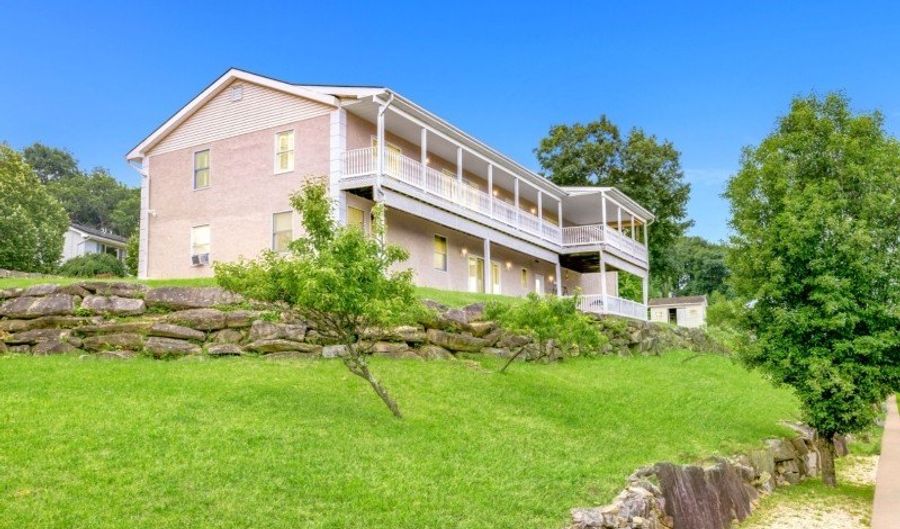 59 Livingston Ave, Andover, NJ 07801 - 4 Beds, 3 Bath