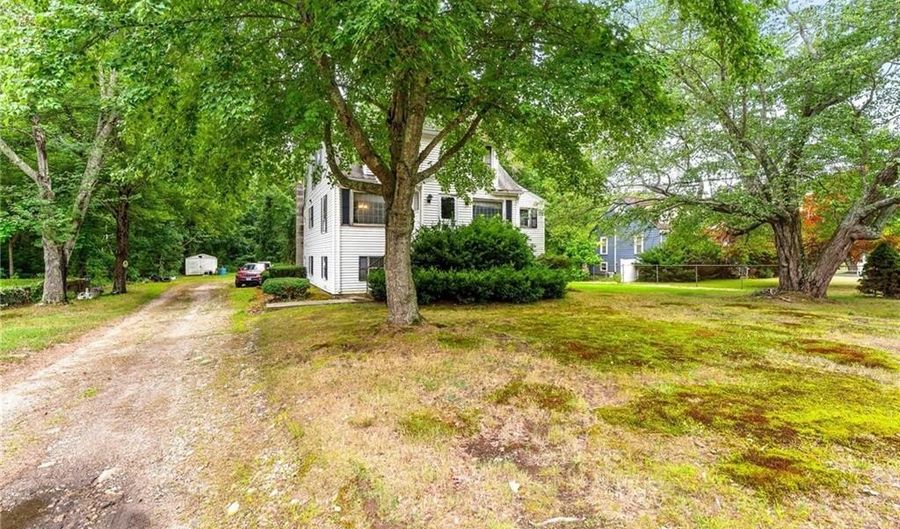 1014 Victory Hwy, North Smithfield, RI 02896 - 5 Beds, 3 Bath
