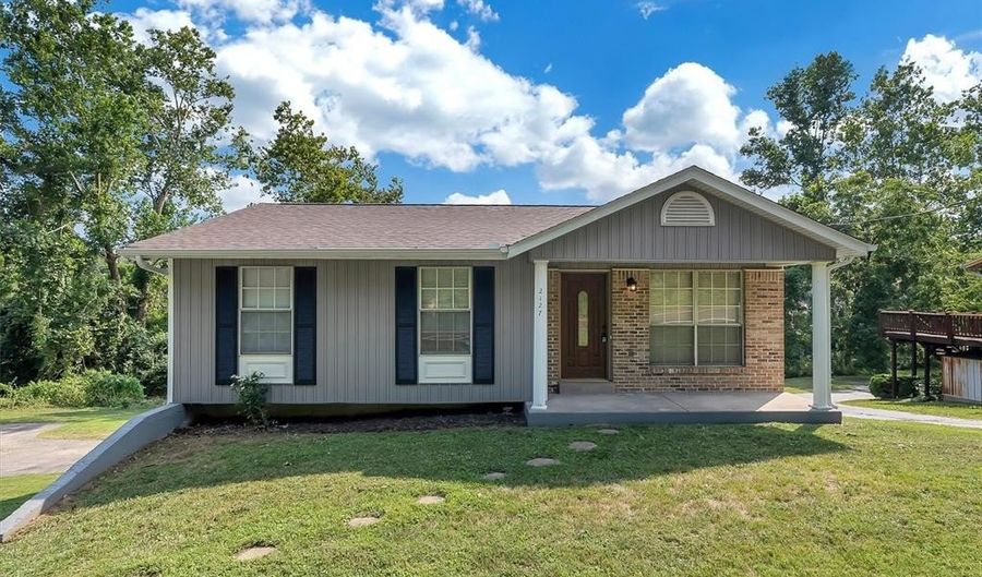 2127 Pomme Rd, Arnold, MO 63010 - 3 Beds, 2 Bath