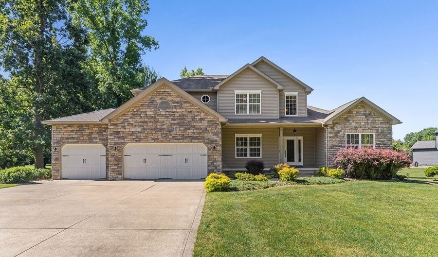 2820 Ashwood Dr, Alliance, OH 44601 - 4 Beds, 4 Bath