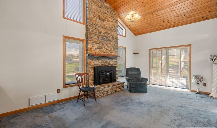 650 Highland St, American Falls, ID 83211 - 5 Beds, 2 Bath