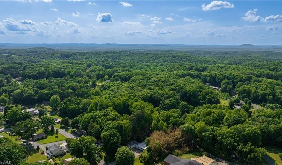 1856 Old Farmer Rd, Asheboro, NC 27205 - 3 Beds, 2 Bath