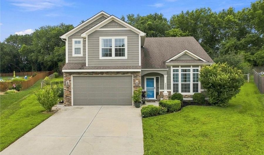 16805 Juniper Dr, Basehor, KS 66007 - 3 Beds, 2 Bath