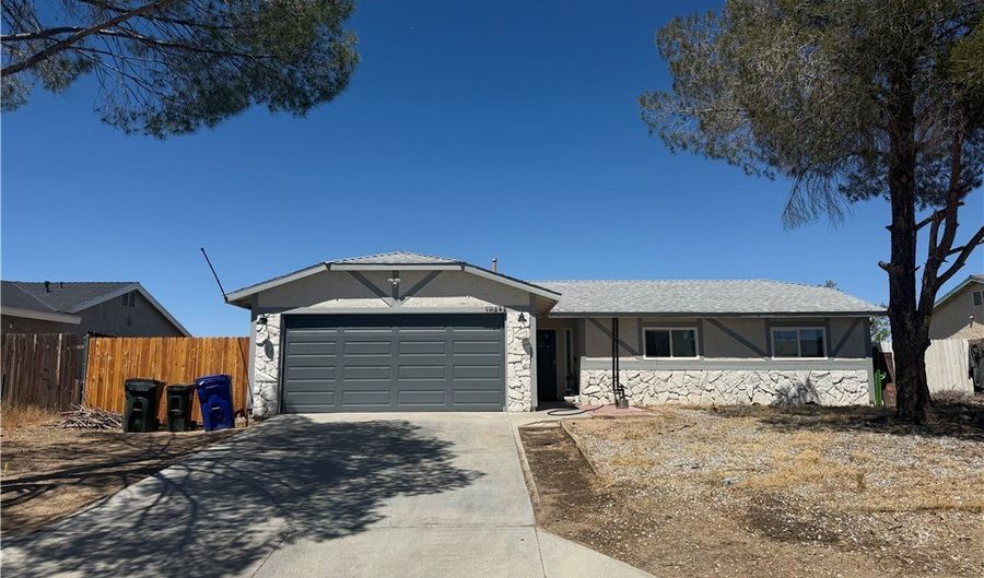 10434 Buckboard, Adelanto, CA 92301 - 3 Beds, 2 Bath