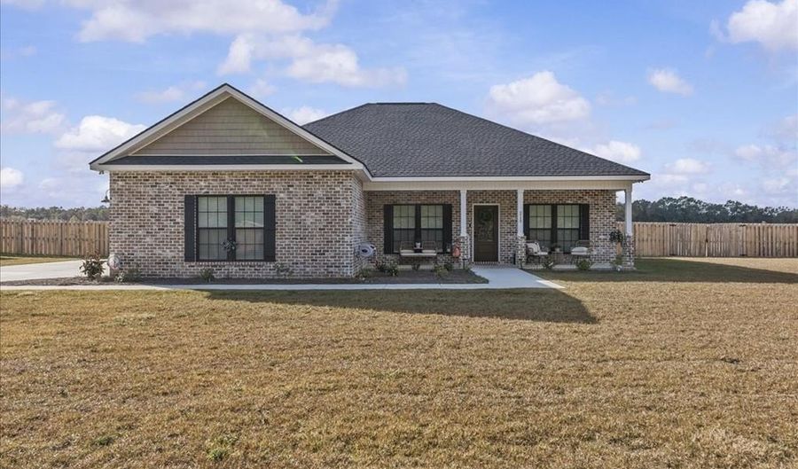 215 Peach Farm Rd, Ashford, AL 36312 - 3 Beds, 2 Bath