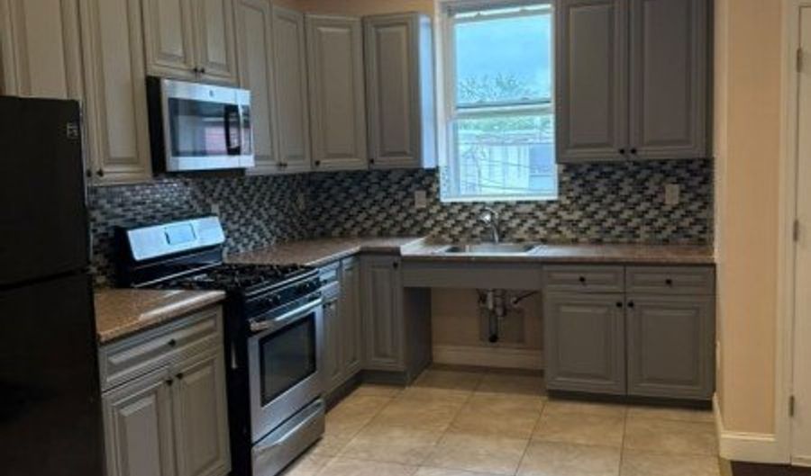 107 E Blackwell St 2, Andover, NJ 07801 - 1 Beds, 1 Bath