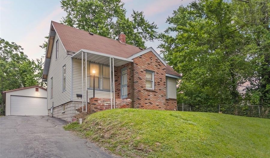 1915 Jersey St, Alton, IL 62002 - 2 Beds, 1 Bath