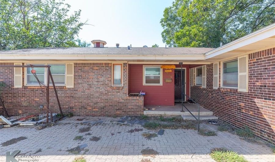 1736 Glenhaven Dr, Abilene, TX 79603 - 3 Beds, 2 Bath