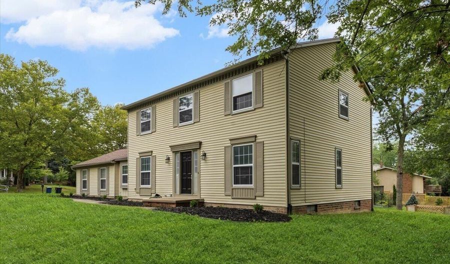 3600 Windemere Dr, Ann Arbor, MI 48105 - 5 Beds, 5 Bath