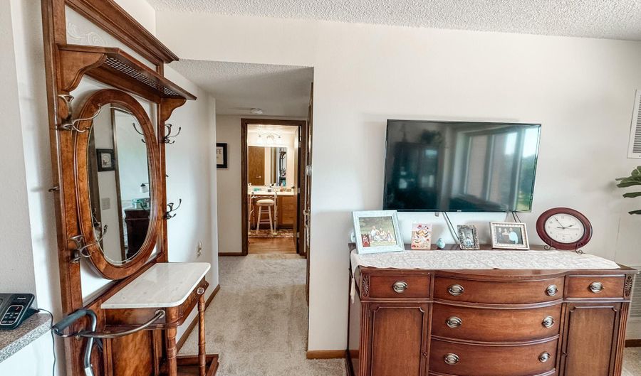 2200 Hamilton Dr 610, Ames, IA 50014 - 1 Beds, 1 Bath