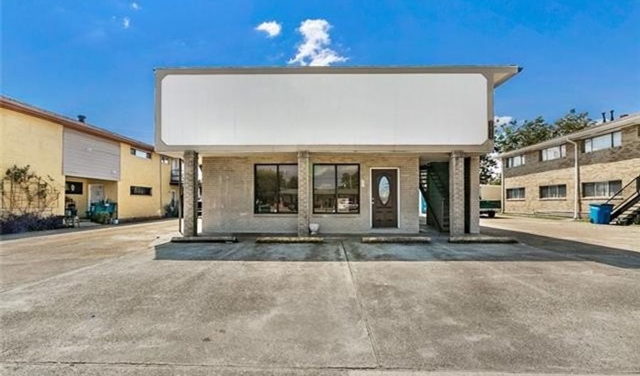 7616 W JUDGE PEREZ Dr B, Arabi, LA 70032 - 2 Beds, 1 Bath