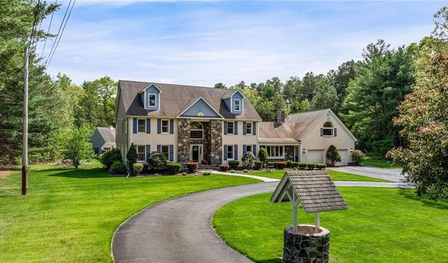 101 Nancy Ln, Burrillville, RI 02830 - 6 Beds, 6 Bath