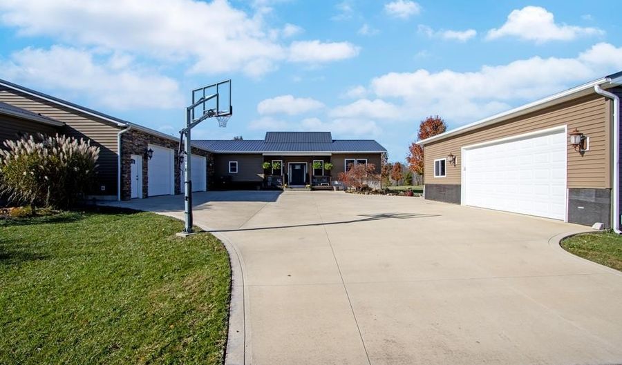 590 County Road 801, Ashland, OH 44805 - 3 Beds, 3 Bath