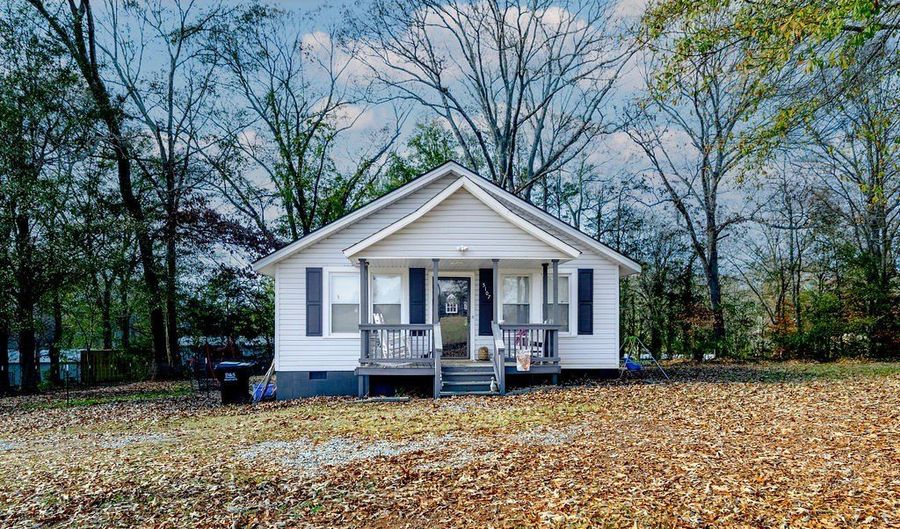 5107 Davis Cir, Anderson, SC 29625 - 3 Beds, 2 Bath