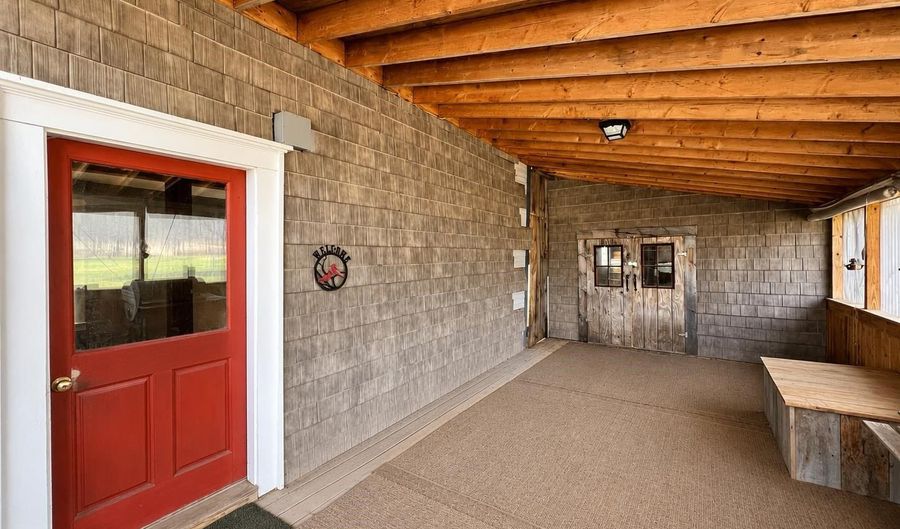 11 N Ridge Rd, Burke, VT 05871 - 3 Beds, 2 Bath