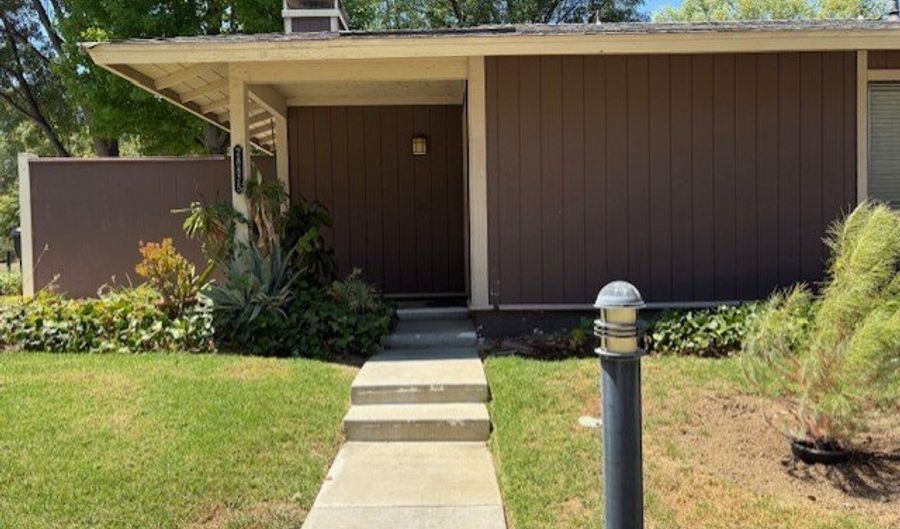 28875 Conejo View Dr, Agoura Hills, CA 91301 - 3 Beds, 2 Bath