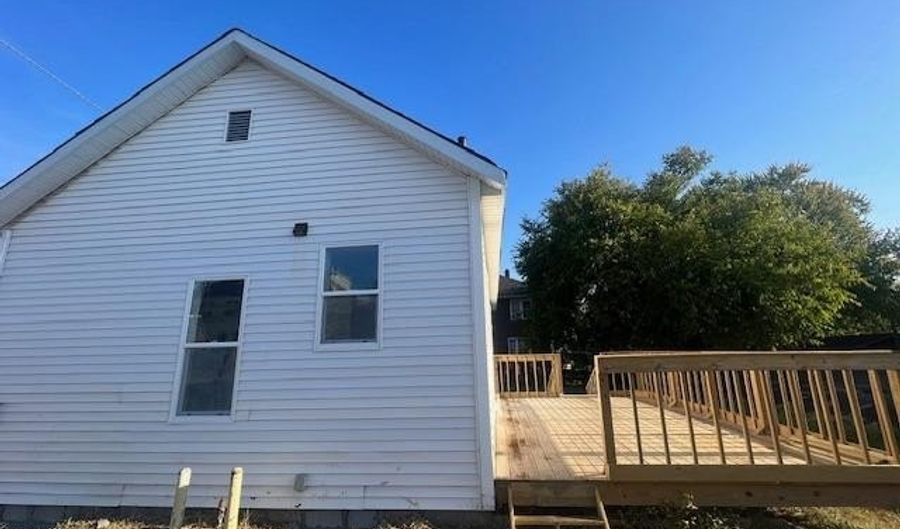 108 N Main St, Batesville, IN 47006 - 3 Beds, 2 Bath