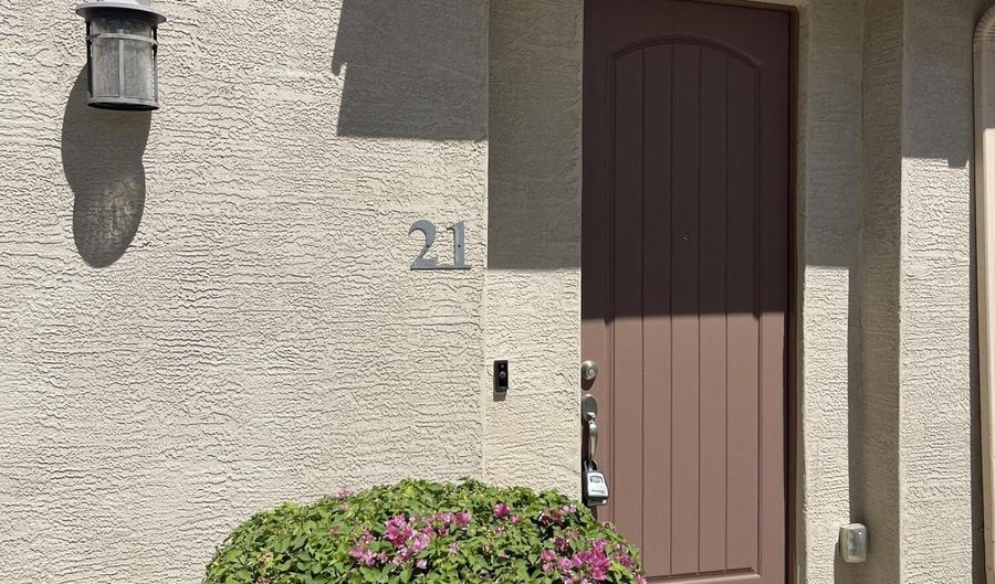 3855 S MCQUEEN Rd 21, Chandler, AZ 85286 - 3 Beds, 3 Bath