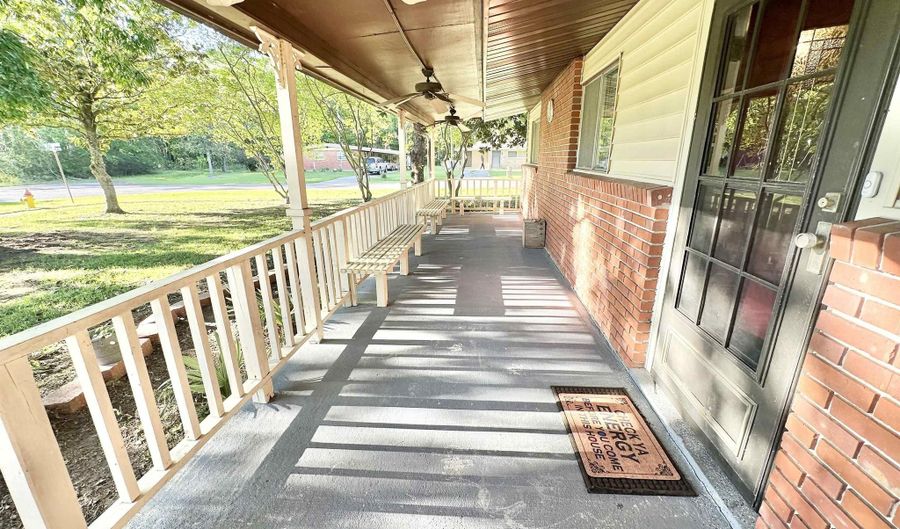 2612 Pearce Dr, Baker, LA 70714 - 3 Beds, 3 Bath