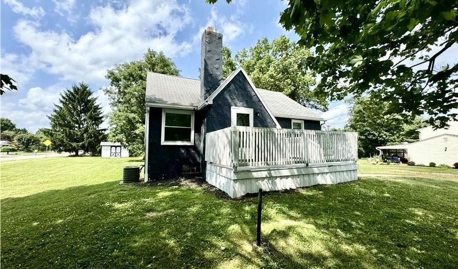 141 Shenango Rd, Neshannock Twp., PA 16105 - 3 Beds, 1 Bath