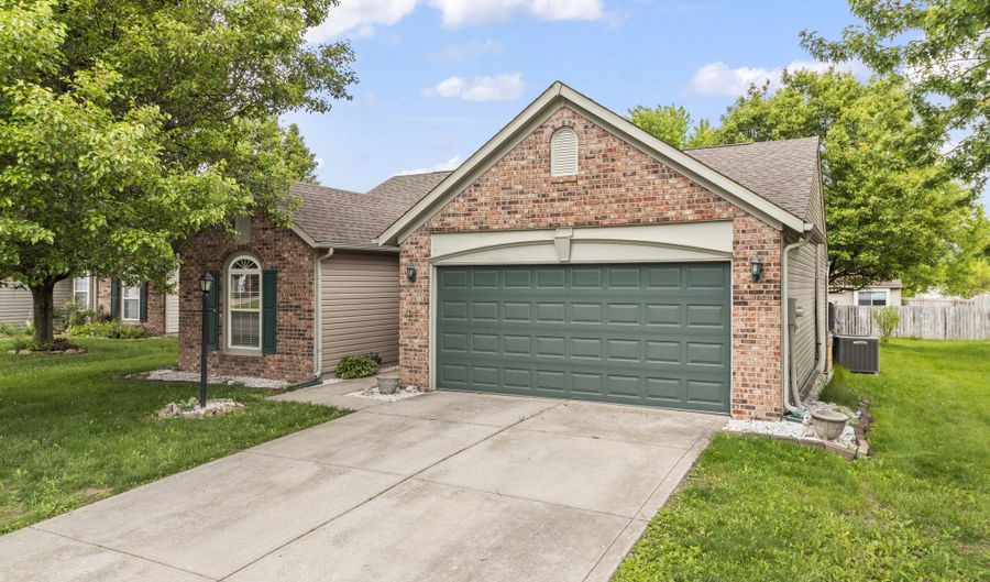164 Meadow Glen Dr, Avon, IN 46123 - 3 Beds, 2 Bath
