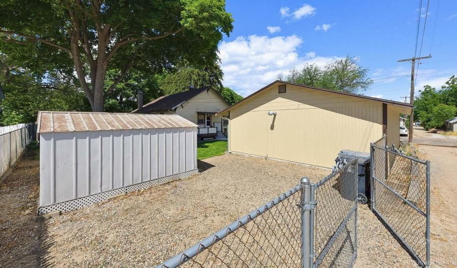 1501 Blaine St, Caldwell, ID 83605 - 3 Beds, 1 Bath