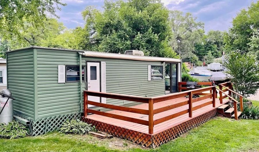 38788 N Broadway Ave, Antioch, IL 60002 - 1 Beds, 1 Bath