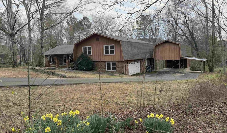 1975 Pine Lake Dr, Arab, AL 35016 - 4 Beds, 3 Bath