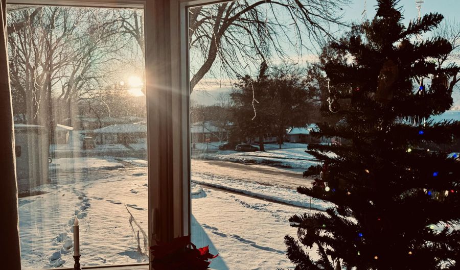 1410 MULBERRY St, Atlantic, IA 50022 - 4 Beds, 2 Bath