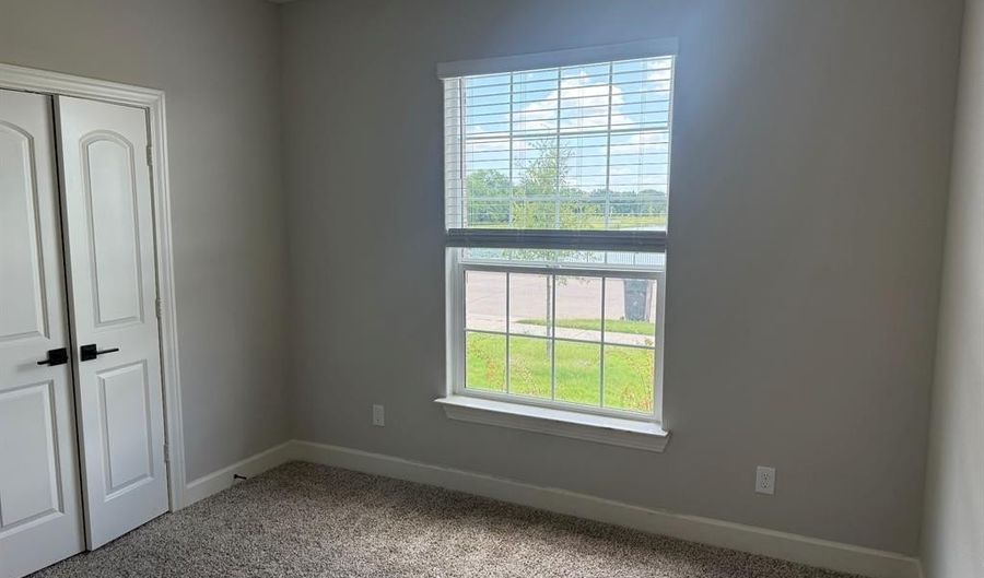 812 Emerson Dr, Anna, TX 75409 - 3 Beds, 2 Bath