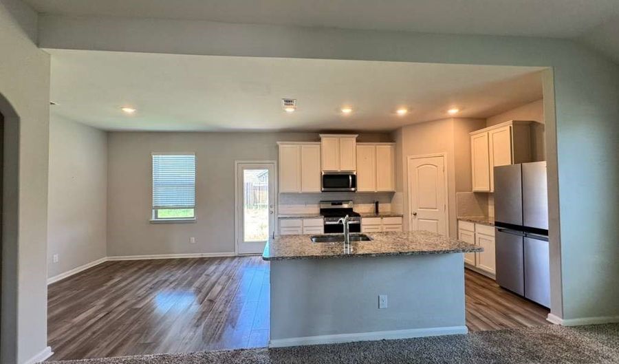 408 Zimmet Dr, Anna, TX 75409 - 3 Beds, 2 Bath