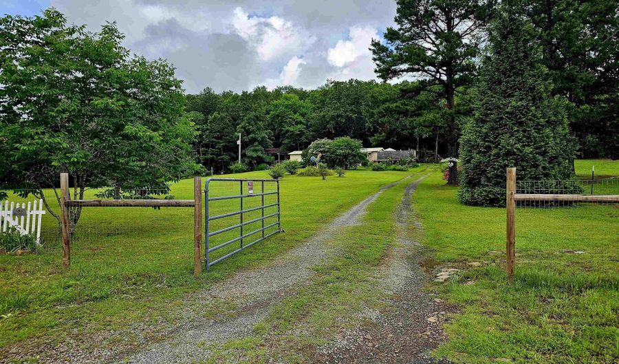 288 Redress Ln, Bee Branch, AR 72013 - 2 Beds, 2 Bath