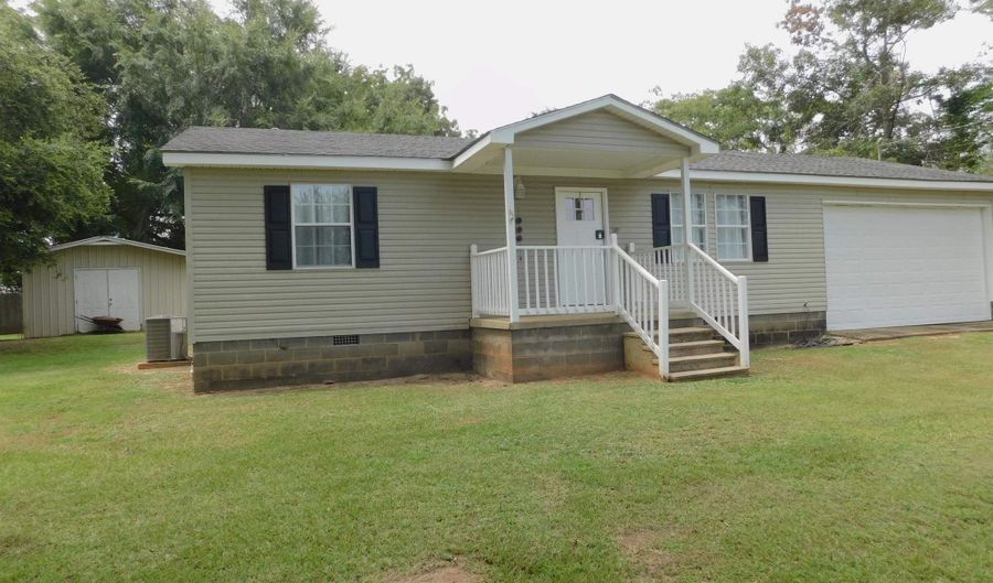 19911 CR 70, Andalusia, AL 36421 - 2 Beds, 2 Bath