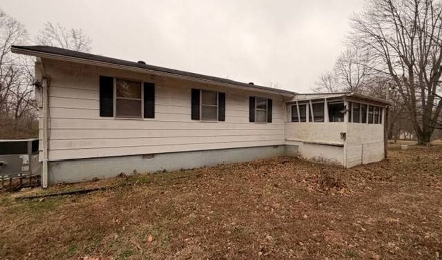 1014 Bucksnort Rd, Ashland City, TN 37015 - 3 Beds, 3 Bath