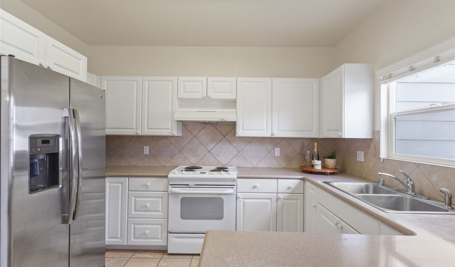 91-2084 Kaioli St 3705, Ewa Beach, HI 96706 - 3 Beds, 3 Bath