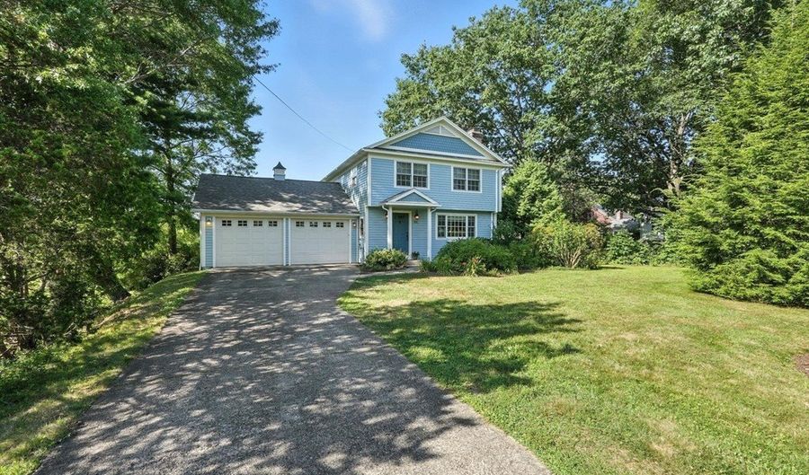 124 Pomeroy Ln, Amherst, MA 01002 - 3 Beds, 2 Bath